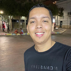 Meet your Posher, Raul alfonso